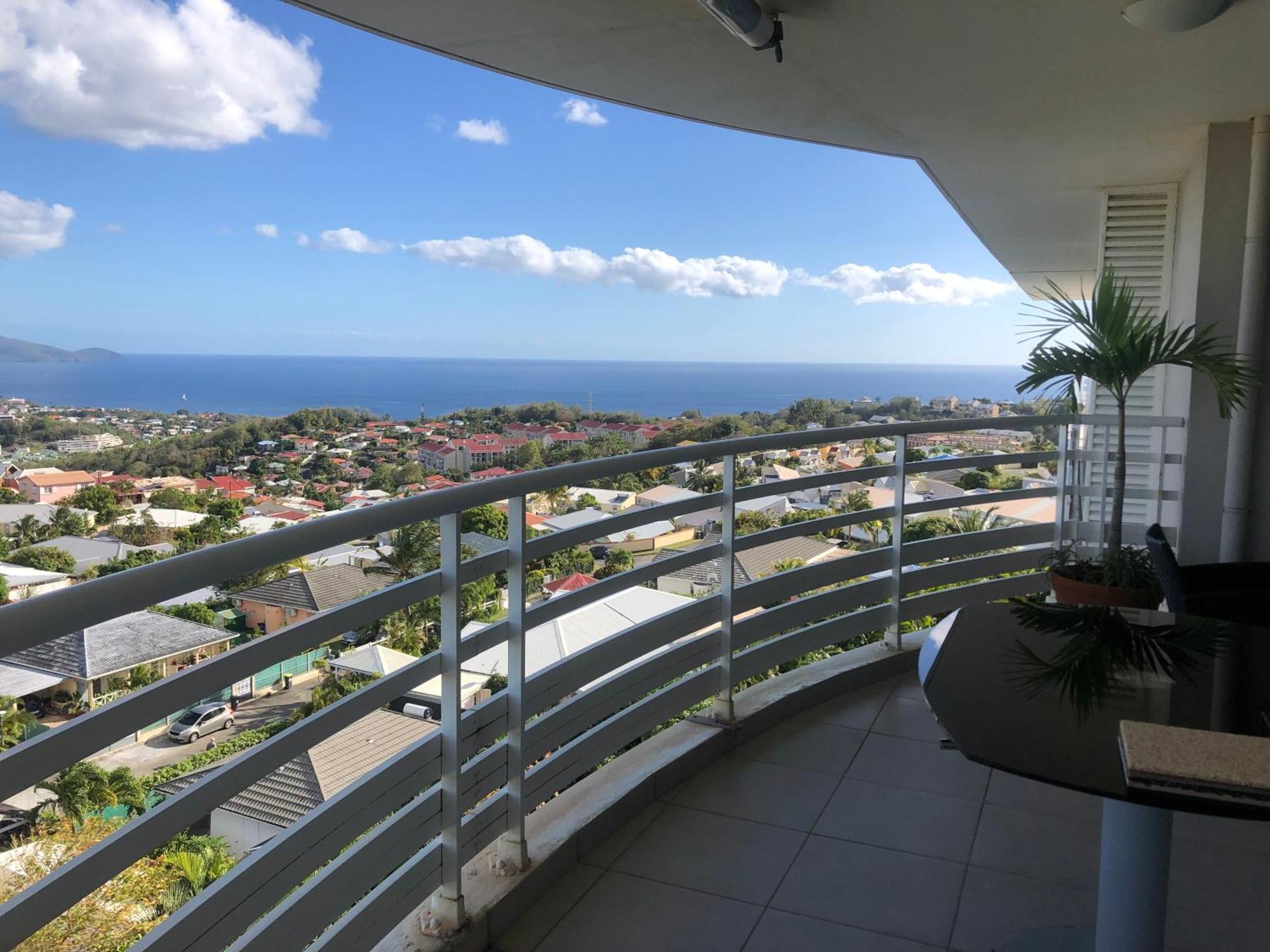 Appartement De Standing Vue Mer Schoelcher Exterior photo